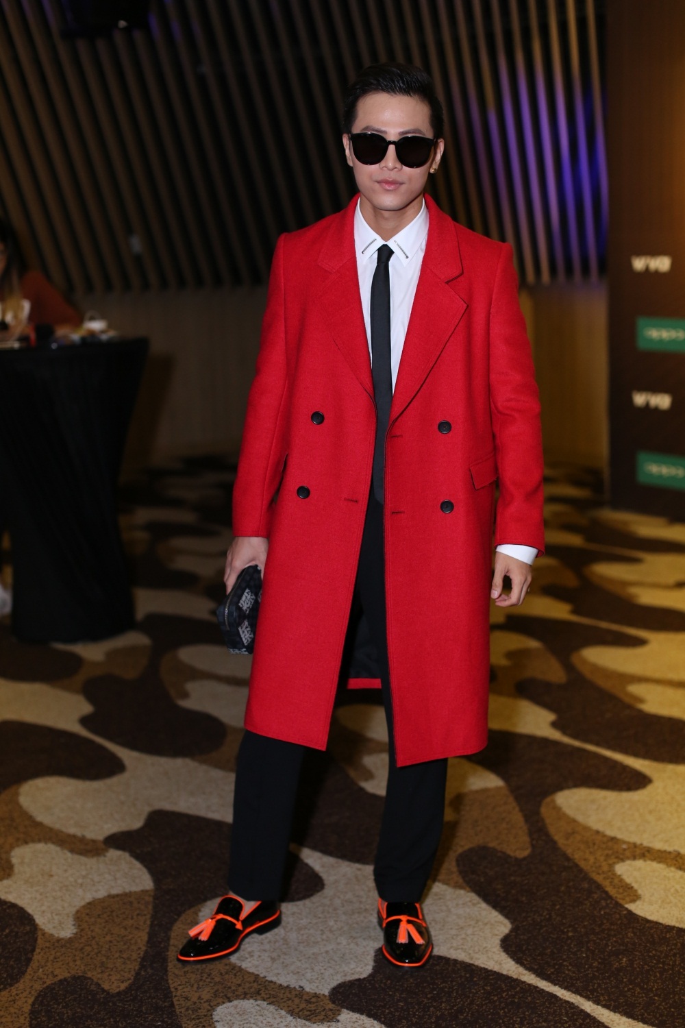 Mời Ngọc Sơn, Cặp đôi hoàn hảo nghiêng hẳn về trữ trình bolero - Ảnh 9. Mời Ngọc Sơn, Cặp đôi hoàn hảo nghiêng hẳn về trữ trình bolero - Ảnh 9.