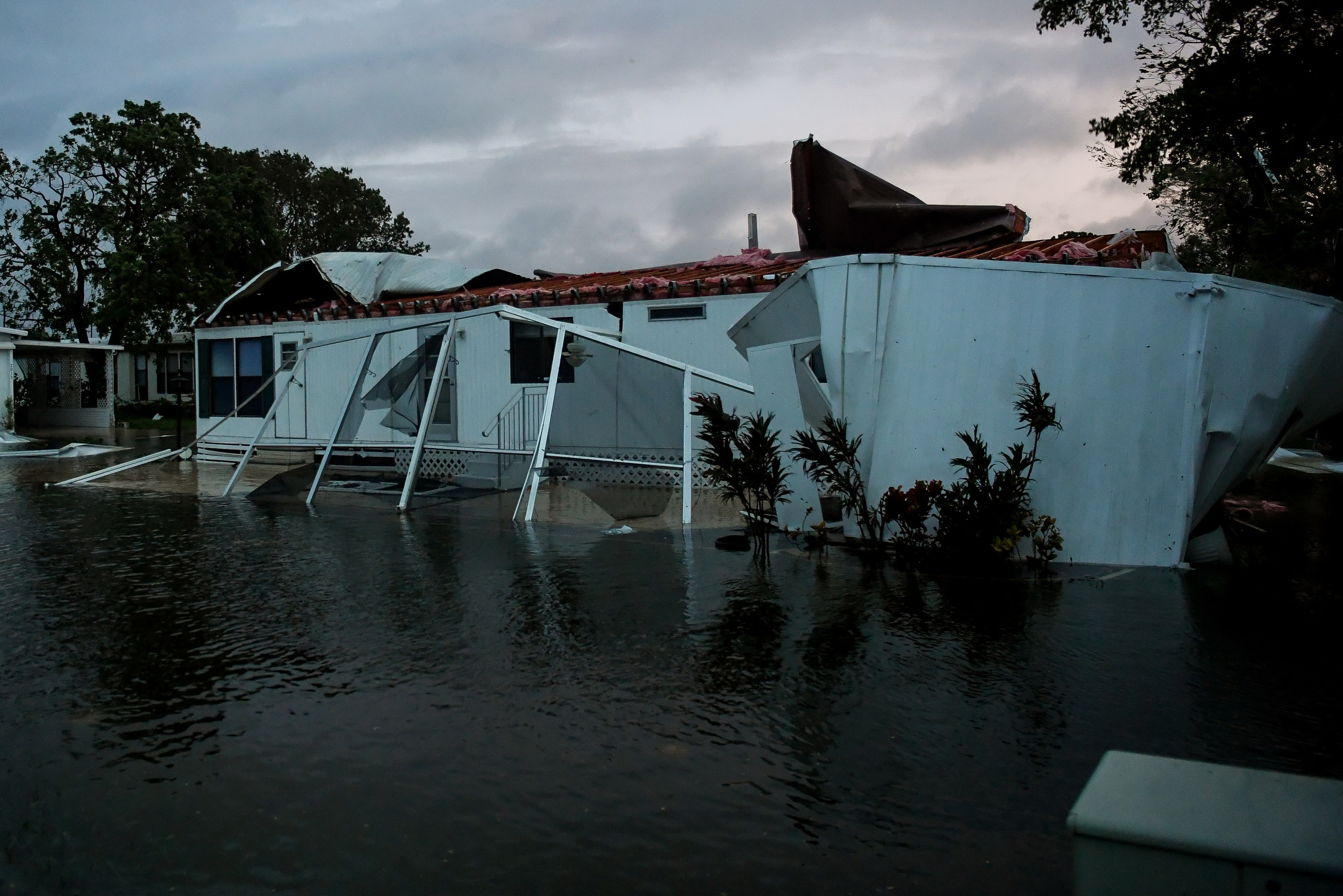 Ban bố tình trạng thiên tai ở bang Florida - Ảnh 8.