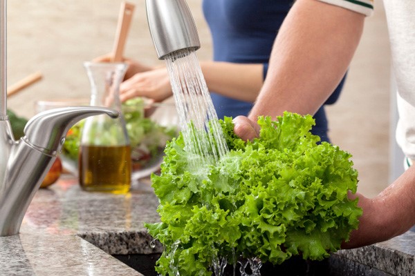 Bạn đã bảo quản và chế biến thực phẩm đúng cách chưa? - Ảnh 1. Bạn đã bảo quản và chế biến thực phẩm đúng cách chưa? - Ảnh 1.