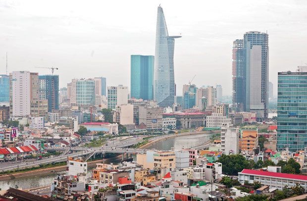 HoREA kiến nghị chưa nên đánh thuế tài sản - Ảnh 1. HoREA kiến nghị chưa nên đánh thuế tài sản - Ảnh 1.