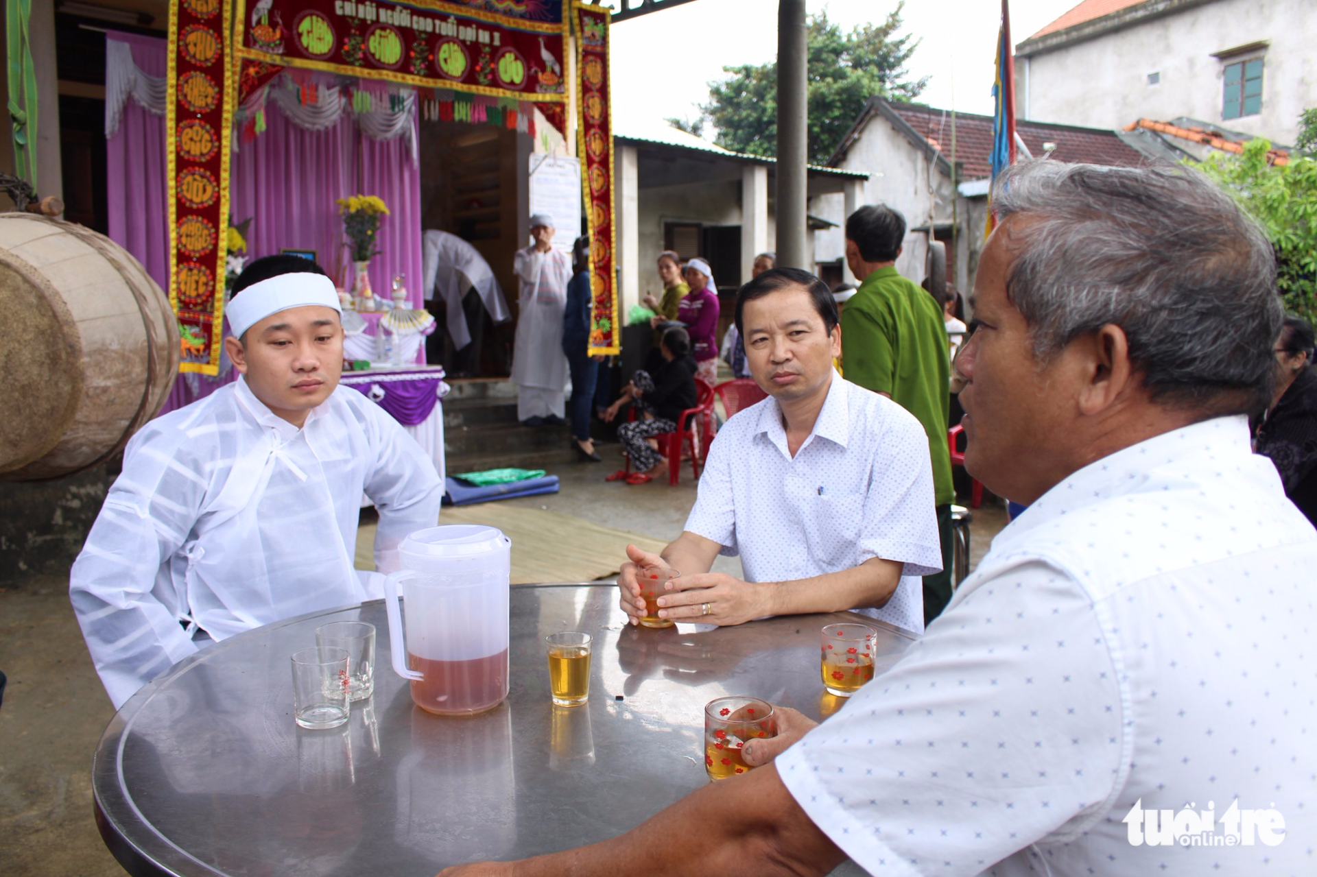 Lũ ập đến quá nhanh nhấn chìm một phụ nữ trong nhà - Ảnh 1. Lũ ập đến quá nhanh nhấn chìm một phụ nữ trong nhà - Ảnh 1.