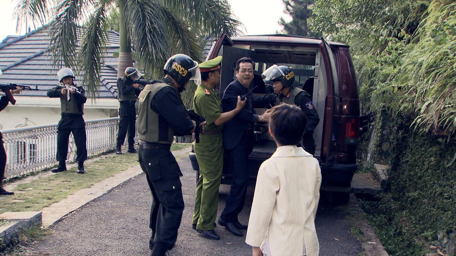 Dư luận nổi sóng với cái kết Người phán xử - Ảnh 4. Dư luận nổi sóng với cái kết Người phán xử - Ảnh 4.