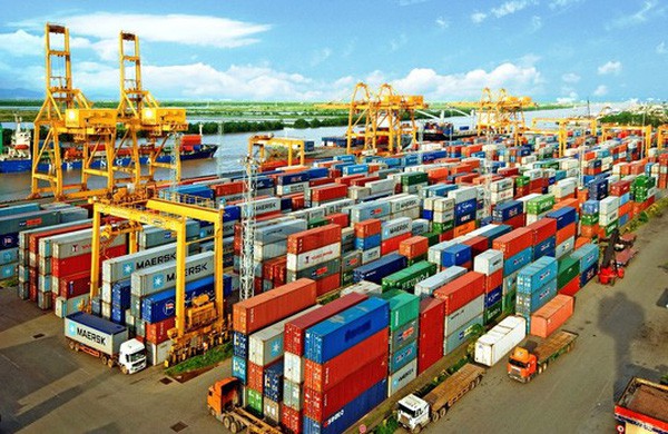 VLA phản ứng Hải quan cộng thêm phí vào giá trị tính thuế - Ảnh 1. VLA phản ứng Hải quan cộng thêm phí vào giá trị tính thuế - Ảnh 1.