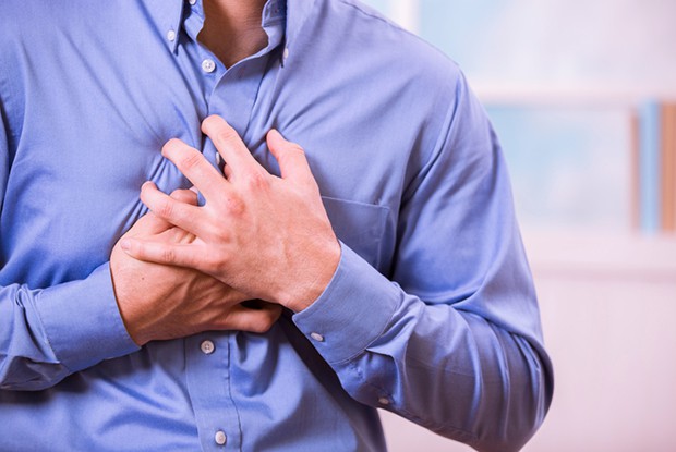 Đau ngực chưa chắc là do tim - Ảnh 1. Đau ngực chưa chắc là do tim - Ảnh 1.