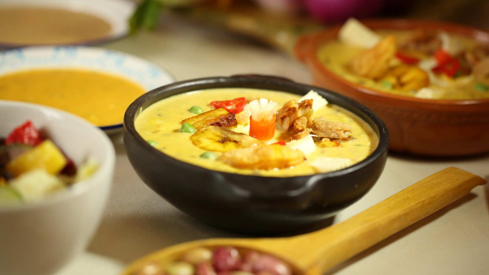 9 món súp ngon tuyệt cú mèo khắp thế giới - Ảnh 1. 9 món súp ngon tuyệt cú mèo khắp thế giới - Ảnh 1.