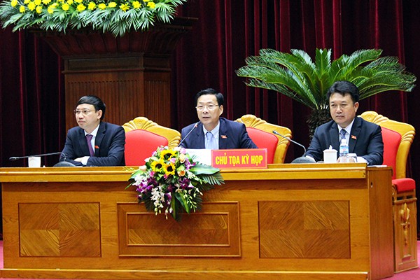 Quảng Ninh nói không với việc xây thêm nhà máy xi măng, nhiệt điện - Ảnh 3. Quảng Ninh nói không với việc xây thêm nhà máy xi măng, nhiệt điện - Ảnh 3.