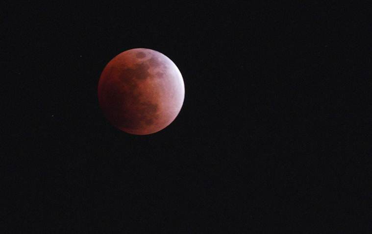 Ngắm trăng xanh, trăng máu và siêu trăng 3 trong 1 đêm 31-1 - Ảnh 12.