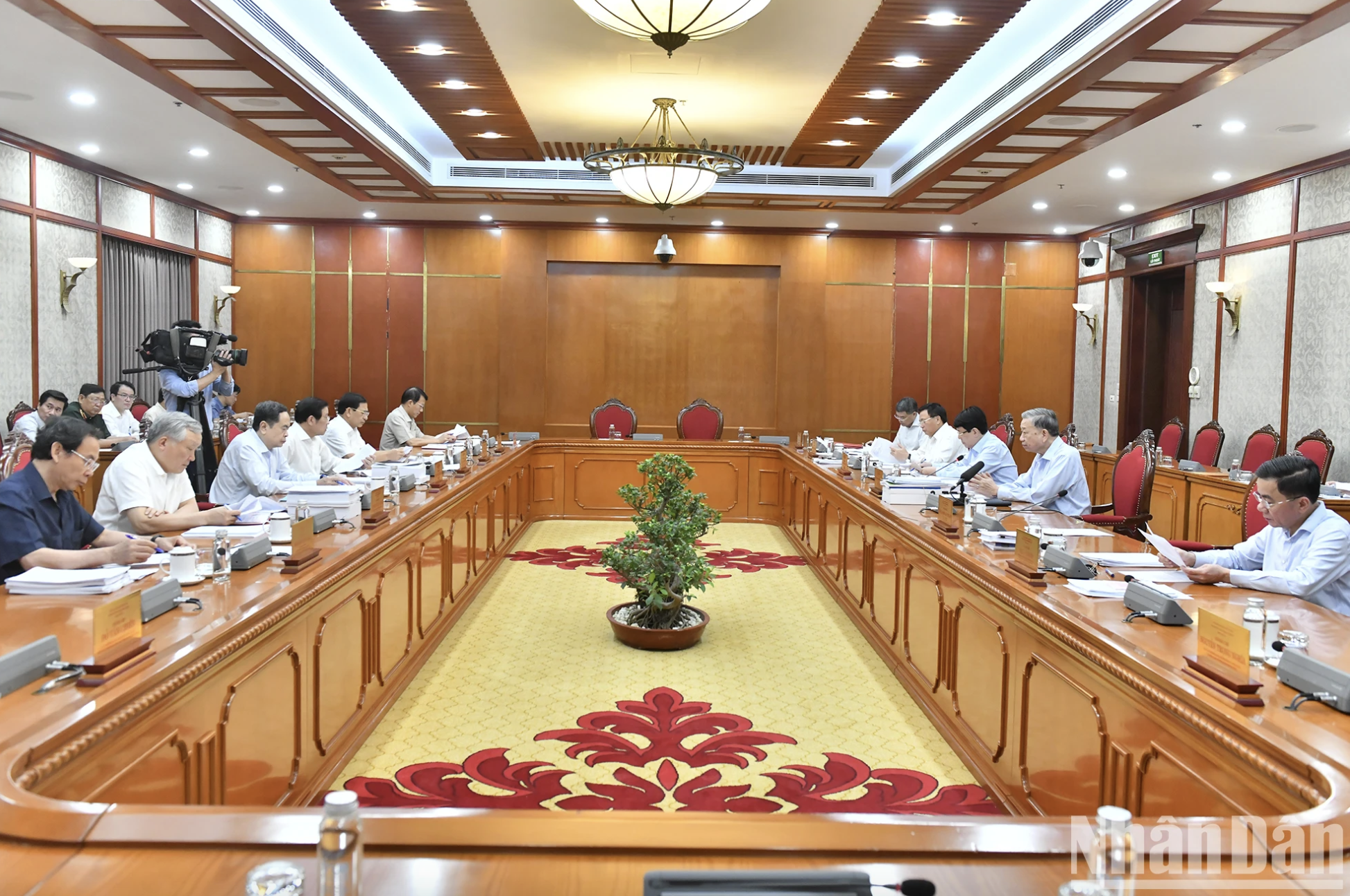 General Secretary And President To Lam Chairs The Politburo Meeting On