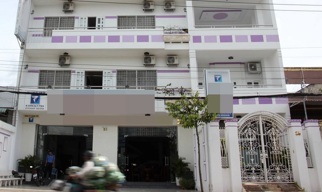 Cục phó giải thích mang 400 triệu từ Hà Nội vào mua đất? - Ảnh 1. Cục phó giải thích mang 400 triệu từ Hà Nội vào mua đất? - Ảnh 1.