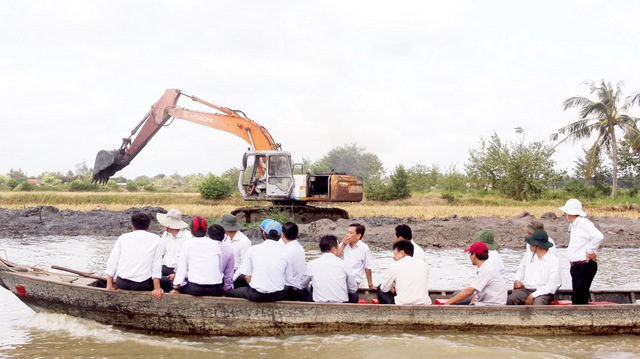 Miền Tây phải giữ đất, giữ nước, giữ người! - Ảnh 3. Miền Tây phải giữ đất, giữ nước, giữ người! - Ảnh 3.