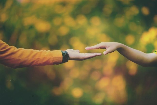 Hôn nhân hạnh phúc- bí quyết để có trái tim khỏe mạnh - Ảnh 1. Hôn nhân hạnh phúc- bí quyết để có trái tim khỏe mạnh - Ảnh 1.