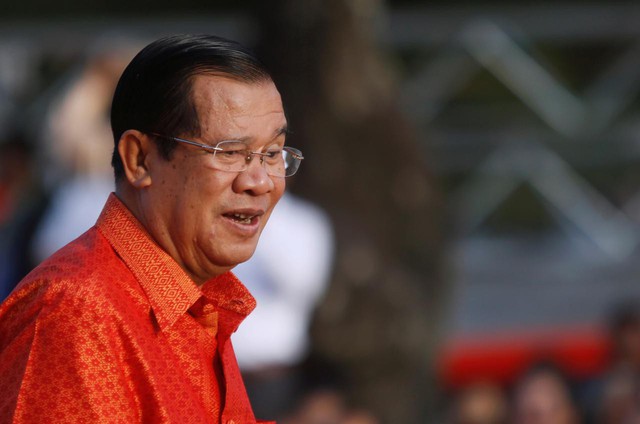 Ông Hun Sen thách Mỹ và EU đóng băng tài sản - Ảnh 1. Ông Hun Sen thách Mỹ và EU đóng băng tài sản - Ảnh 1.
