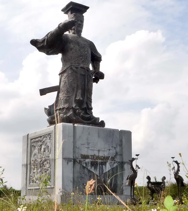 Tượng tôn giáo - nhạy cảm trong quản lý - Ảnh 5. Tượng tôn giáo - nhạy cảm trong quản lý - Ảnh 5.