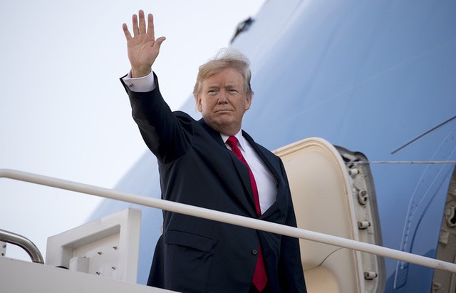 Ông Trump đã đến Nhật, phát biểu cứng về Triều Tiên - Ảnh 1. Ông Trump đã đến Nhật, phát biểu cứng về Triều Tiên - Ảnh 1.