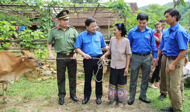 Anh Phạm Tuấn Vinh tái đắc cử bí thư Tỉnh Đoàn Nghệ An - Ảnh 2.