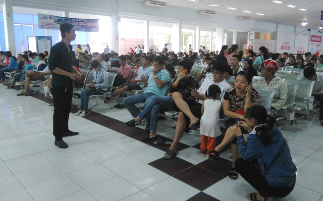Chuẩn bị phương án chống quá tải cho hệ thống vé tàu tết - Ảnh 1. Chuẩn bị phương án chống quá tải cho hệ thống vé tàu tết - Ảnh 1.