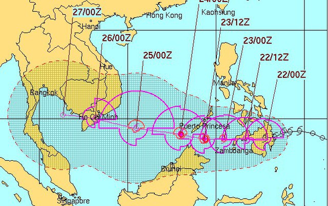 Bão Tembin có thể giật cấp 14 khi vào Biển Đông - Ảnh 2. Bão Tembin có thể giật cấp 14 khi vào Biển Đông - Ảnh 2.