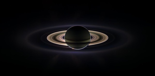 Tàu Cassini tự sát kết thúc hành trình vĩ đại 20 năm - Ảnh 5. Tàu Cassini tự sát kết thúc hành trình vĩ đại 20 năm - Ảnh 5.