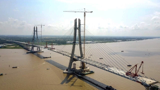 Chính thức hợp long cầu Vàm Cống - Ảnh 1. Chính thức hợp long cầu Vàm Cống - Ảnh 1.
