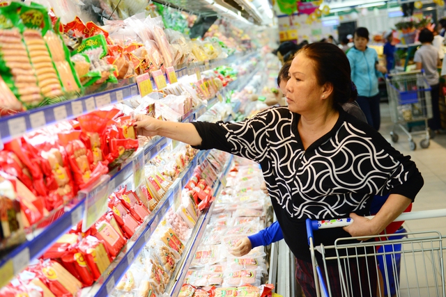 Hàng Việt bị chê khi bao bì quá xấu, hoặc ăn cắp mẫu mã - Ảnh 1. Hàng Việt bị chê khi bao bì quá xấu, hoặc ăn cắp mẫu mã - Ảnh 1.