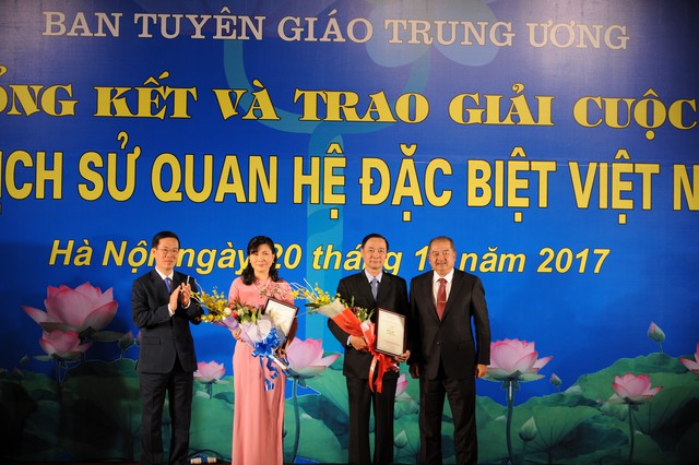 Trao giải cuộc thi tìm hiểu lịch sử quan hệ đặc biệt Việt Nam-Lào - Ảnh 1. Trao giải cuộc thi tìm hiểu lịch sử quan hệ đặc biệt Việt Nam-Lào - Ảnh 1.