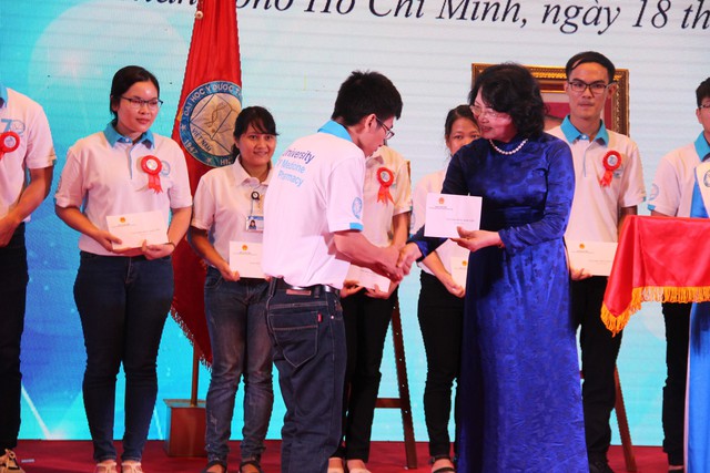 Đại học Y dược TP.HCM kỉ niệm 70 năm hình thành và phát triển - Ảnh 2. Đại học Y dược TP.HCM kỉ niệm 70 năm hình thành và phát triển - Ảnh 2.