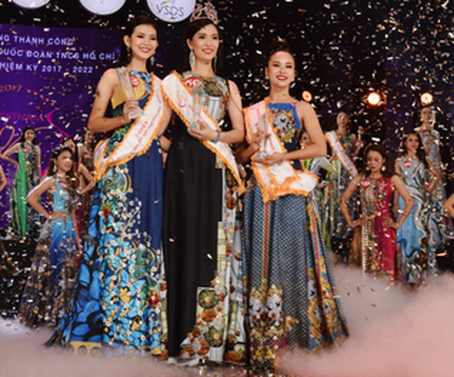 Nữ sinh ĐH Tây Đô đăng quang Hoa khôi Sinh viên VN 2017 - Ảnh 1. Nữ sinh ĐH Tây Đô đăng quang Hoa khôi Sinh viên VN 2017 - Ảnh 1.