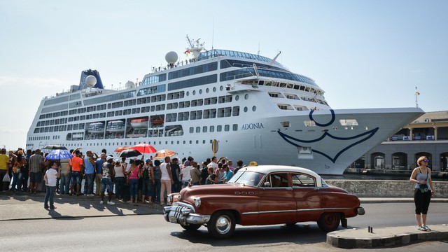 Mỹ cấm công dân làm ăn với công ty nhà nước Cuba - Ảnh 1. Mỹ cấm công dân làm ăn với công ty nhà nước Cuba - Ảnh 1.