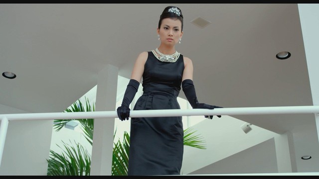 Hà Phương đóng phim với cha Ralph của Tiếng chim hót trong bụi mận gai - Ảnh 5. Hà Phương đóng phim với cha Ralph của Tiếng chim hót trong bụi mận gai - Ảnh 5.