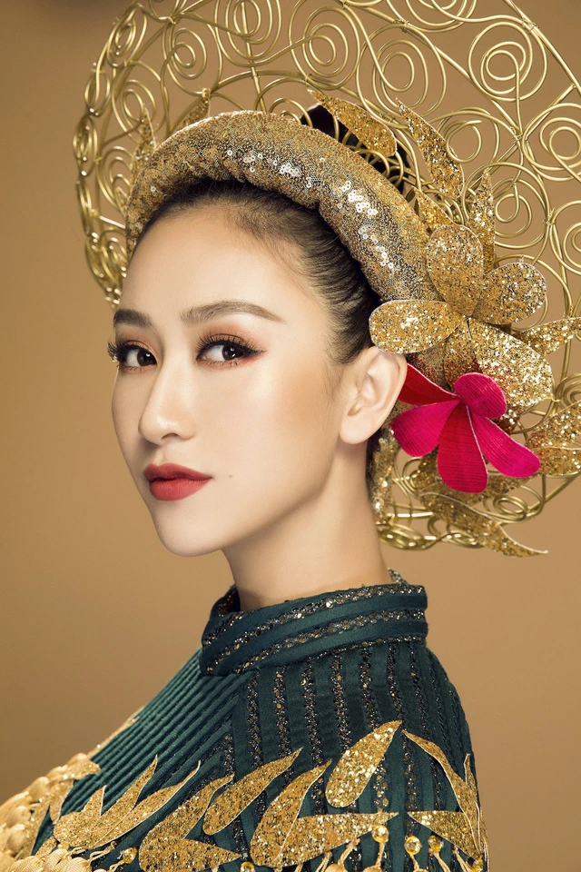 Hà Thu mang câu chuyện Hai Bà Trưng đến Hoa hậu Trái đất 2017 - Ảnh 1. Hà Thu mang câu chuyện Hai Bà Trưng đến Hoa hậu Trái đất 2017 - Ảnh 1.