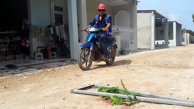 Tạm giữ 6 nghi can vụ 2 công nhân bị đâm chết - Ảnh 1. Tạm giữ 6 nghi can vụ 2 công nhân bị đâm chết - Ảnh 1.
