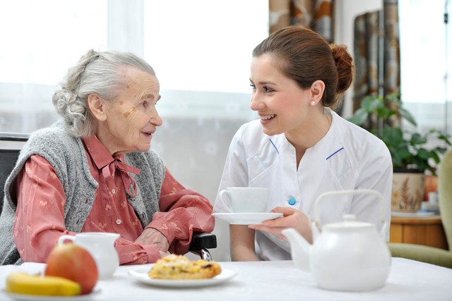 Chán ăn ở người cao tuổi, làm sao khắc phục - Ảnh 1. Chán ăn ở người cao tuổi, làm sao khắc phục - Ảnh 1.