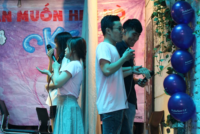 Bạn muốn hẹn hò phiên bản sinh viên - Ảnh 1. Bạn muốn hẹn hò phiên bản sinh viên - Ảnh 1.