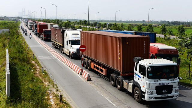Bộ trưởng Đinh Tiến Dũng: Phân cấp mạnh để TP.HCM bứt phá - Ảnh 1. Bộ trưởng Đinh Tiến Dũng: Phân cấp mạnh để TP.HCM bứt phá - Ảnh 1.