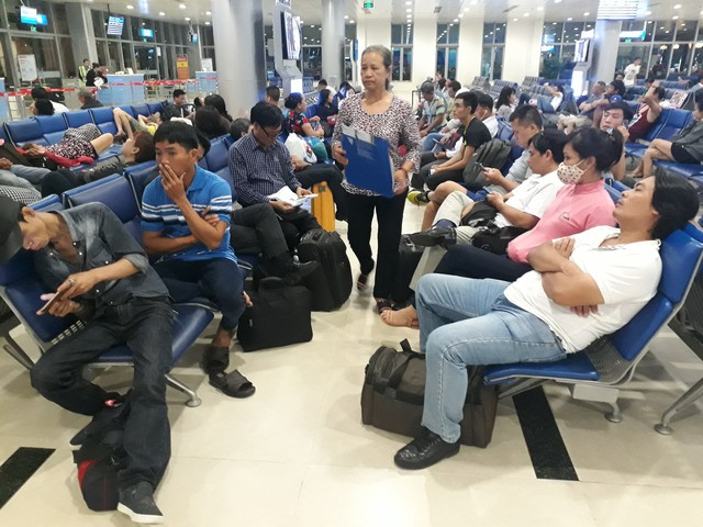 1.150 chuyến bay bị hủy trong 10 tháng - Ảnh 1. 1.150 chuyến bay bị hủy trong 10 tháng - Ảnh 1.