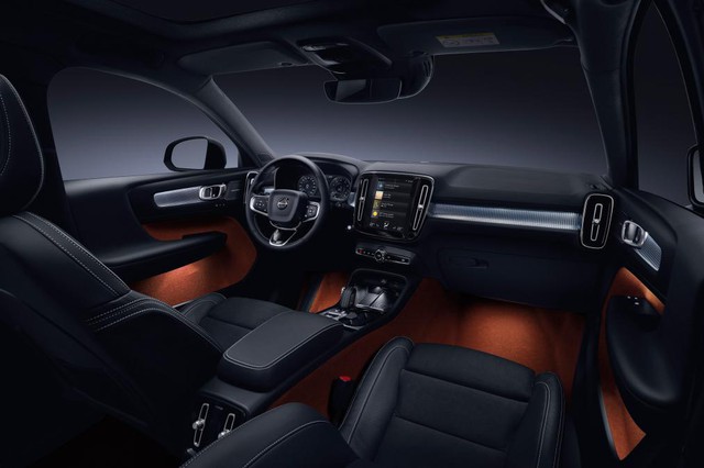 Volvo XC40: đẹp tinh tế, giàu cảm xúc - Ảnh 6. Volvo XC40: đẹp tinh tế, giàu cảm xúc - Ảnh 6.