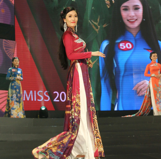 Nữ sinh ĐH Tây Đô đăng quang Hoa khôi Sinh viên VN 2017 - Ảnh 3. Nữ sinh ĐH Tây Đô đăng quang Hoa khôi Sinh viên VN 2017 - Ảnh 3.