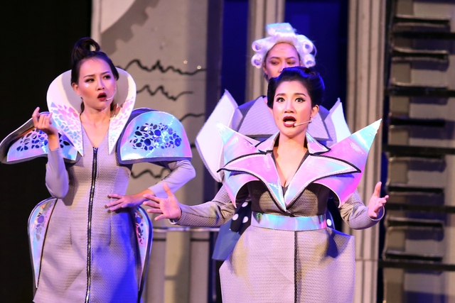 Cát Tường, ‘mẹ Hổ’ nghiêm khắc luôn mong con hạnh phúc - Ảnh 3. Cát Tường, ‘mẹ Hổ’ nghiêm khắc luôn mong con hạnh phúc - Ảnh 3.