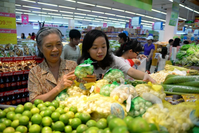 Siêu thị Co.opmart cả nước đồng loạt giảm giá khủng hạt nêm, phô mai, cà phê - Ảnh 2. Siêu thị Co.opmart cả nước đồng loạt giảm giá khủng hạt nêm, phô mai, cà phê - Ảnh 2.