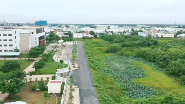 Chưa lập dự án, doanh nghiệp đã tố tỉnh làm khó - Ảnh 1. Chưa lập dự án, doanh nghiệp đã tố tỉnh làm khó - Ảnh 1.