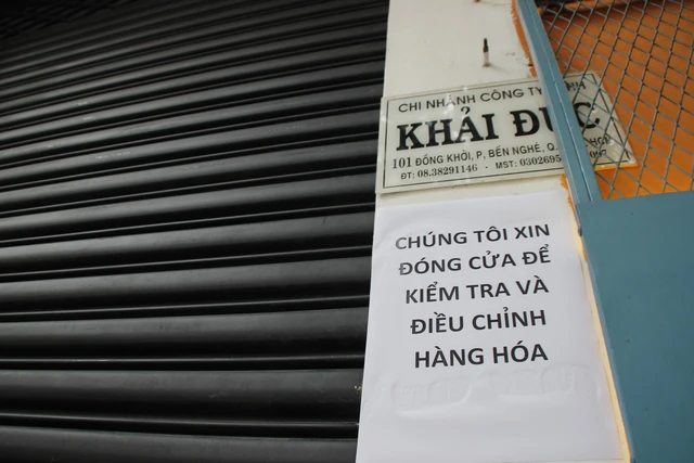 Đến lượt các cửa hàng Khaisilk ở TP.HCM đóng cửa - Ảnh 2. Đến lượt các cửa hàng Khaisilk ở TP.HCM đóng cửa - Ảnh 2.