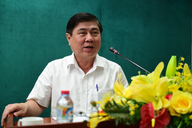 Cử tri Q.1 góp ý thực hiện cơ chế đặc thù tại TP.HCM - Ảnh 2. Cử tri Q.1 góp ý thực hiện cơ chế đặc thù tại TP.HCM - Ảnh 2.