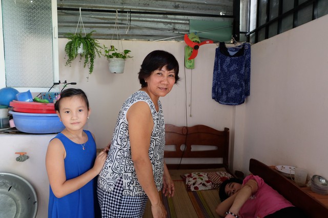 Thằng Thiết, con Hương và... chuyện bà ngoại! - Ảnh 3. Thằng Thiết, con Hương và... chuyện bà ngoại! - Ảnh 3.