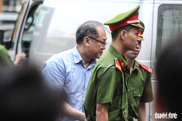 Tuyên tử hình Nguyễn Xuân Sơn, tù chung thân Hà Văn Thắm - Ảnh 5. Tuyên tử hình Nguyễn Xuân Sơn, tù chung thân Hà Văn Thắm - Ảnh 5.