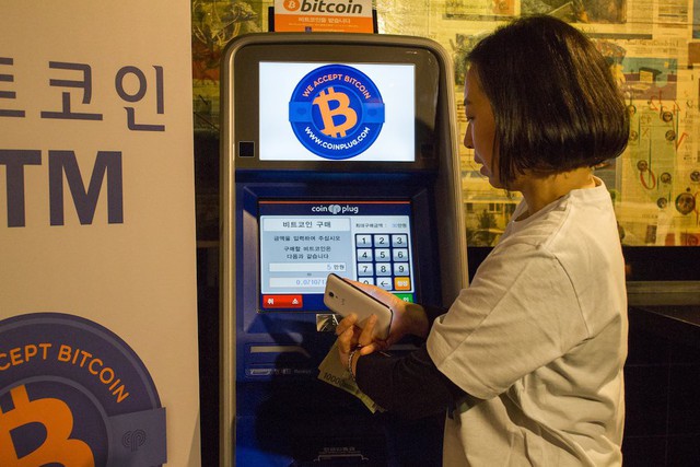 Cơn điên Bitcoin và thuyết sự ngu ngốc tăng dần - Ảnh 2. Cơn điên Bitcoin và thuyết sự ngu ngốc tăng dần - Ảnh 2.