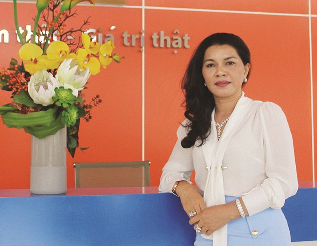 Kim Oanh – 10 năm tận tâm phục vụ khách hàng - Ảnh 1. Kim Oanh – 10 năm tận tâm phục vụ khách hàng - Ảnh 1.