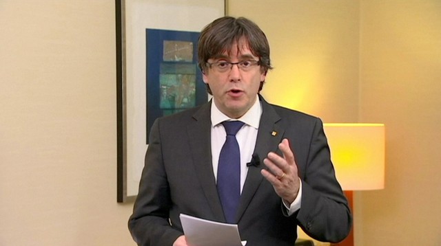 Tây Ban Nha phát lệnh truy nã thủ hiến Catalonia bị phế truất - Ảnh 1. Tây Ban Nha phát lệnh truy nã thủ hiến Catalonia bị phế truất - Ảnh 1.