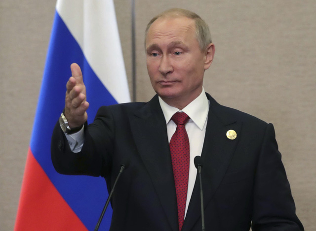 Tổng thống Vladimir Putin trong cuộc họp báo ngày 5/9 ở Hạ Môn, Trung Quốc. Ảnh: Reuters