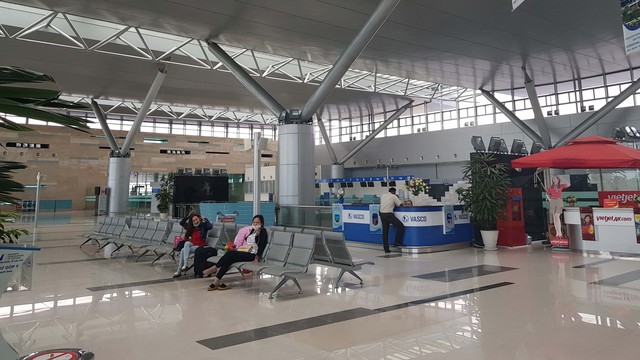 Ngân sách bỏ tiền tỉ bù lỗ đường bay, nên hay không? - Ảnh 4. Ngân sách bỏ tiền tỉ bù lỗ đường bay, nên hay không? - Ảnh 4.