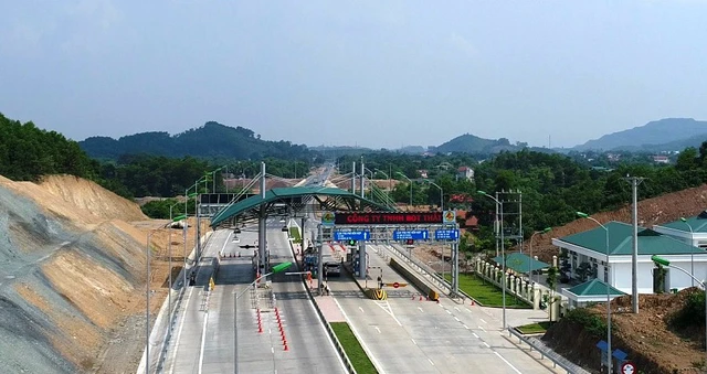 Bắc Kạn đề nghị cho thu phí vì nhà đầu tư đòi dừng khai thác đường - Ảnh 1. Bắc Kạn đề nghị cho thu phí vì nhà đầu tư đòi dừng khai thác đường - Ảnh 1.